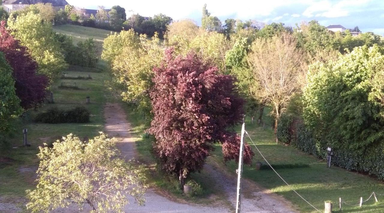 A L'Etape De La Ferme Bed and Breakfast Noailles  Exteriör bild