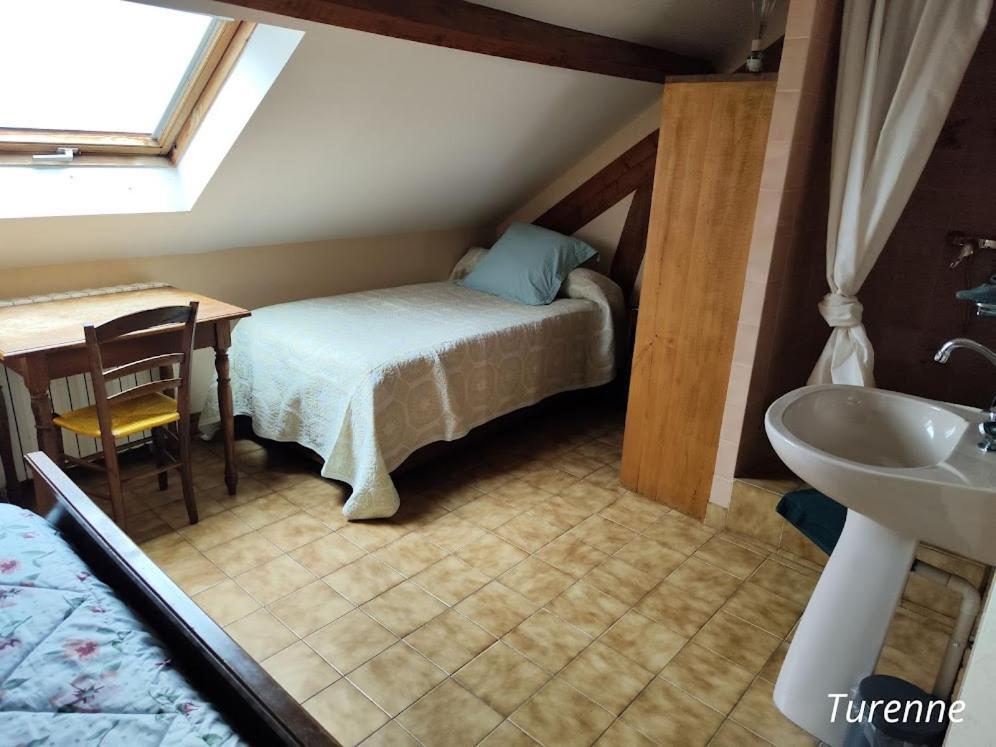 A L'Etape De La Ferme Bed and Breakfast Noailles  Exteriör bild