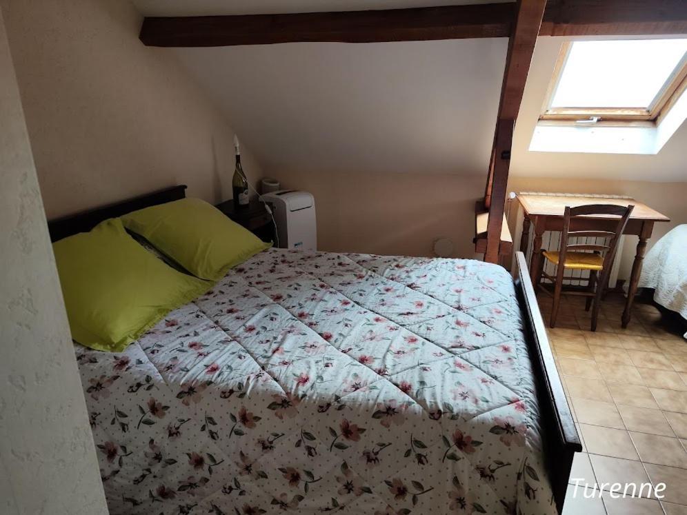 A L'Etape De La Ferme Bed and Breakfast Noailles  Exteriör bild